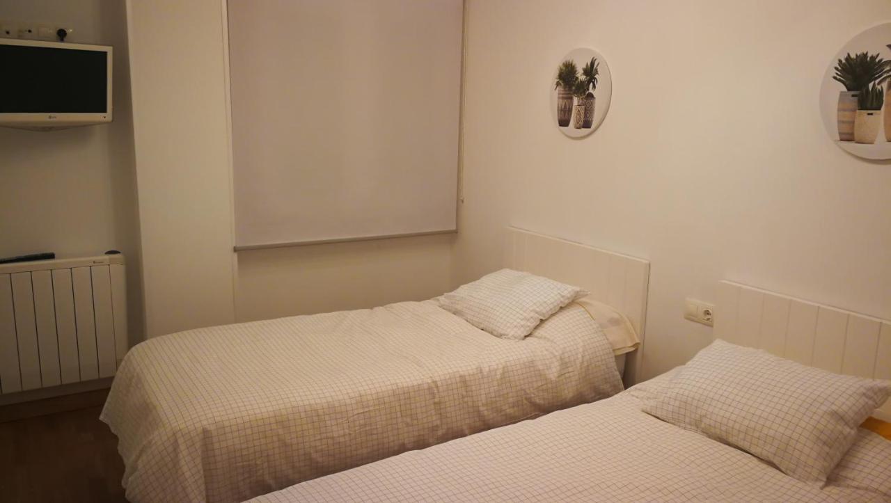 Apartament 10 Mts De La Playa De Covas - Viveiro Con Piscina Resurrection Fest Zewnętrze zdjęcie